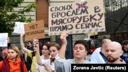 Протест против мобилизации в России, Сербия