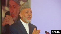 د افغانستان پخوانی ولسمشر حامد کرزی 