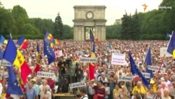 На мітынгу за адстаўку ўлады ў Малдове сабралася да 100 000 чалавек