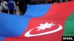 Azerbaijan – An Azeri flag x 