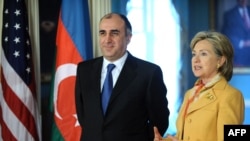 Elmar Məmmədyarov Washingtonda Hillary Clintonla görüşür, 5 may 2009